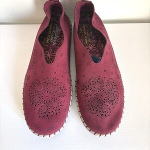 Skechers Laser Cut Slip On Flats Memory Foam Shoes Cushion Comfort Boho 9.5